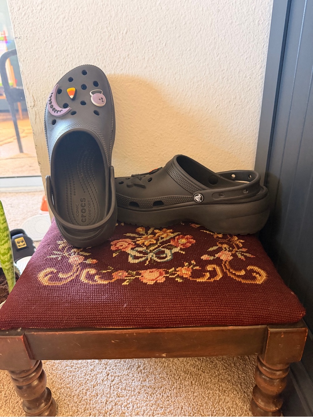 CROCS Women’s' Bae Classic Platform Clog in Black with Cute Halloween Jibbitz